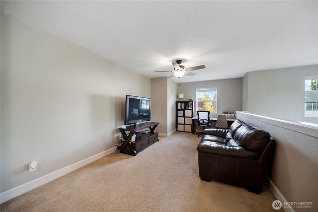 15422 NE 102nd St, Vancouver, WA 98682