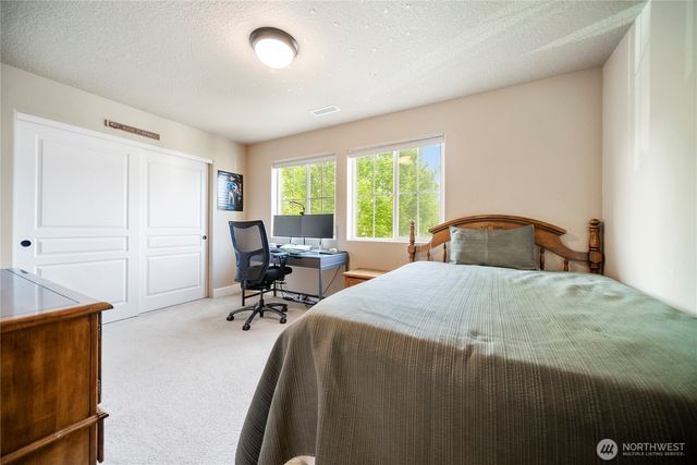 15422 NE 102nd St, Vancouver, WA 98682