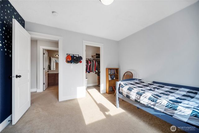 15422 NE 102nd St, Vancouver, WA 98682