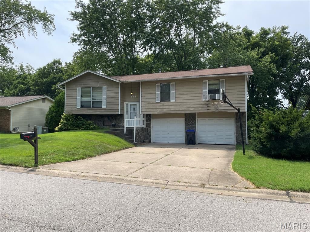418 Morningside Drive, St Peters, MO 63376