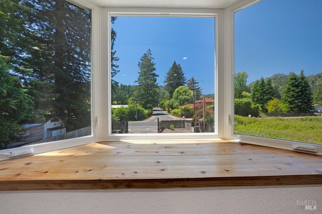 14783-14785 Armstrong Woods Rd, Guerneville, CA 95446