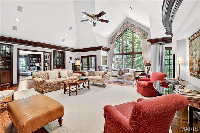 16916 Pacland Ridge Drive, Chesterfield, MO 63005