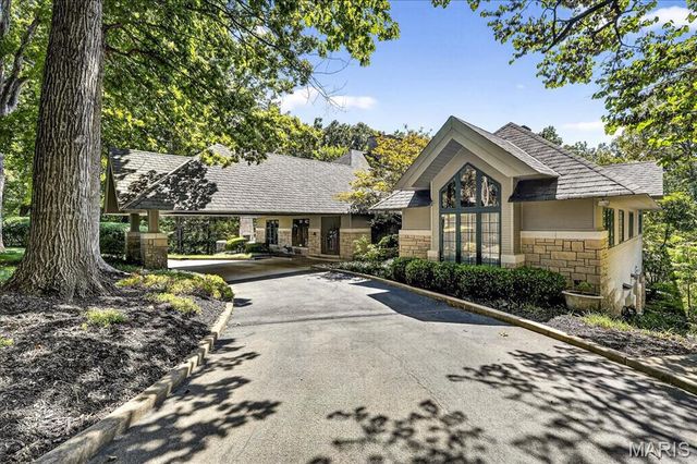 16916 Pacland Ridge Drive, Chesterfield, MO 63005