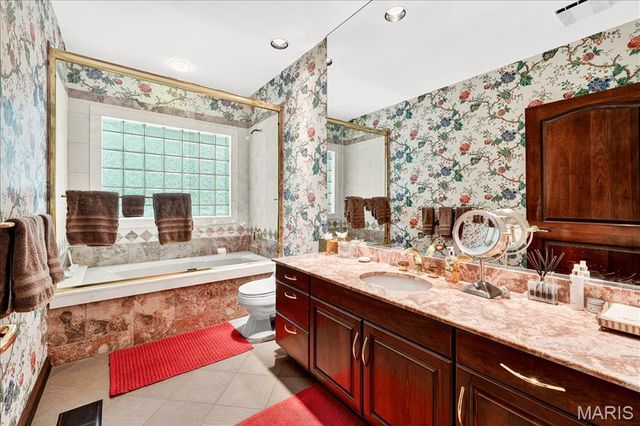 16916 Pacland Ridge Drive, Chesterfield, MO 63005