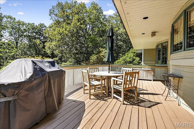 16916 Pacland Ridge Drive, Chesterfield, MO 63005