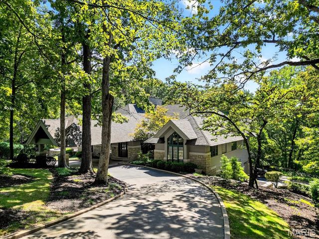 16916 Pacland Ridge Drive, Chesterfield, MO 63005