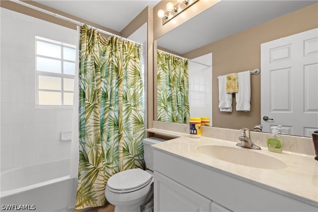 1057 Silverstrand DR, Naples, FL 34110