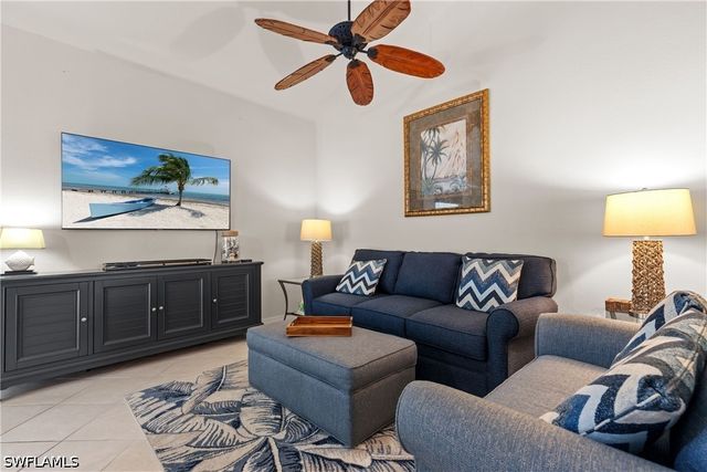 1057 Silverstrand DR, Naples, FL 34110