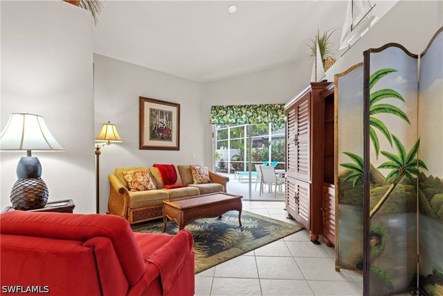 1057 Silverstrand DR, Naples, FL 34110