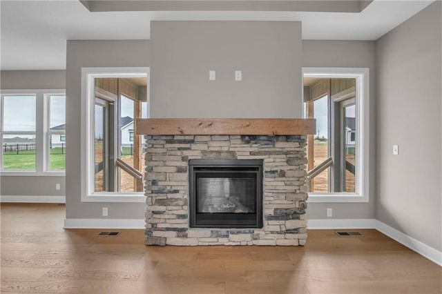 19324 Mahaffie Street, Spring Hill, KS 66083