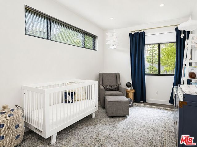 2479 Lake View Avenue, Los Angeles, CA 90039
