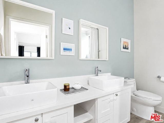 2479 Lake View Avenue, Los Angeles, CA 90039