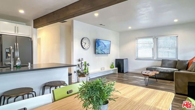 2117 Duane Street, Los Angeles, CA 90039