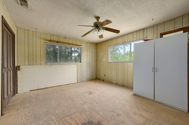 681 County Road 474, Elgin, TX 78621