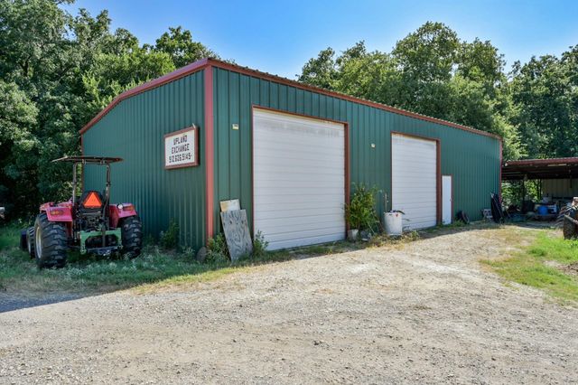 681 County Road 474, Elgin, TX 78621