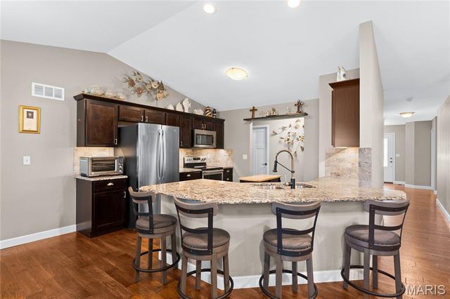 660 Willowbrook Way, O'fallon, IL 62269