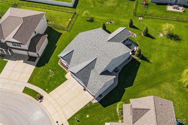 660 Willowbrook Way, O'fallon, IL 62269