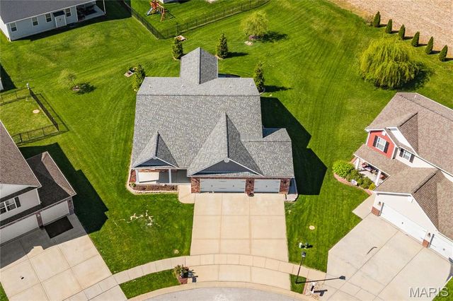660 Willowbrook Way, O'fallon, IL 62269