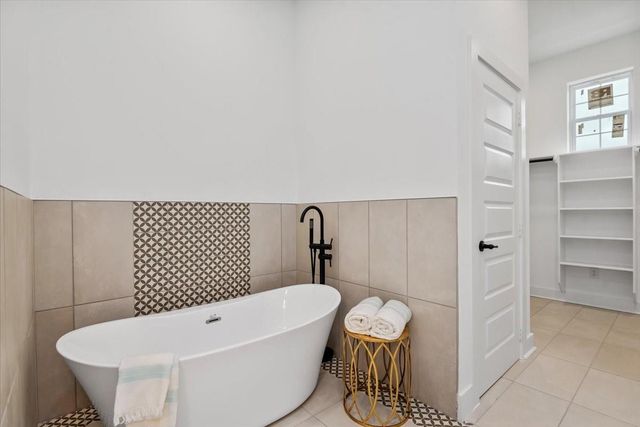 5604 Mulvey Street, Houston, TX 77020