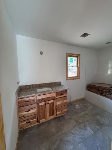 205 Chestnut Oaks Drive, Murphy, NC 28906