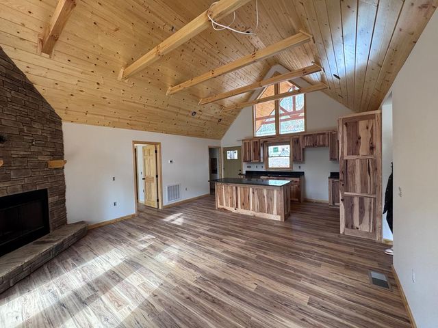 205 Chestnut Oaks Drive, Murphy, NC 28906