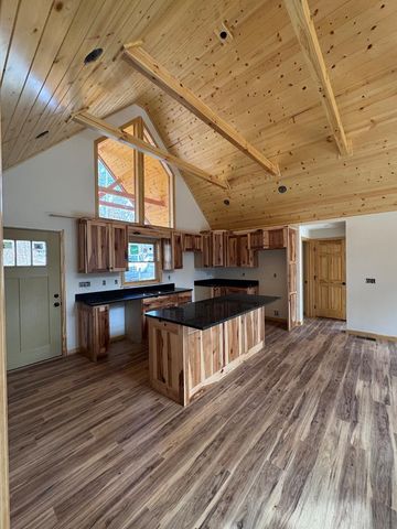 205 Chestnut Oaks Drive, Murphy, NC 28906