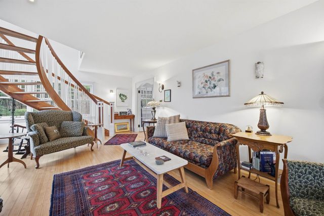 860 Yale Heights Road, West Windsor, VT 05089