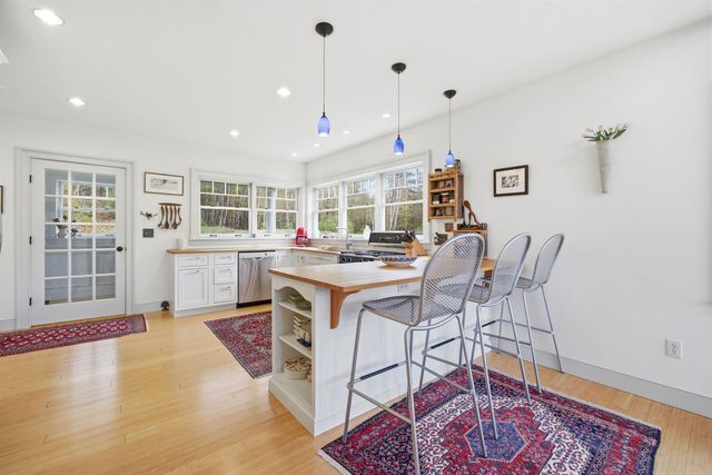 860 Yale Heights Road, West Windsor, VT 05089