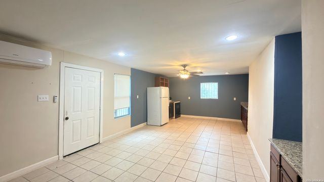 4310 Avenida Prima, San Antonio, TX 78233