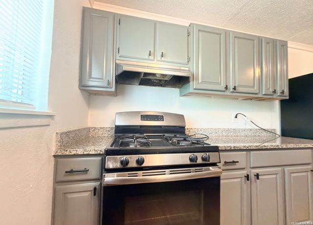 4310 Avenida Prima, San Antonio, TX 78233