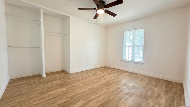 4310 Avenida Prima, San Antonio, TX 78233