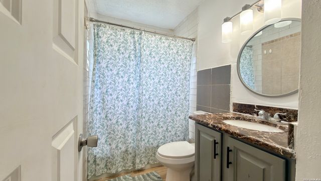 4310 Avenida Prima, San Antonio, TX 78233