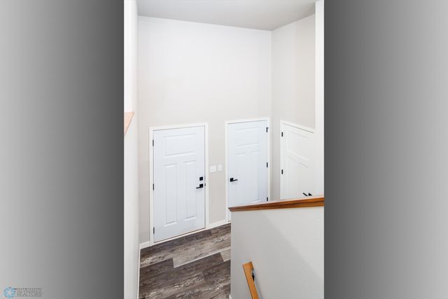 6016 80th Avenue S, Fargo, ND 58047