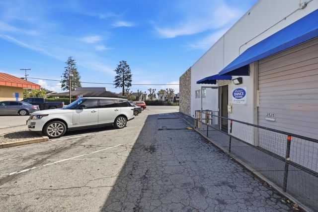 2525 Soquel Drive, Santa Cruz, CA 95065
