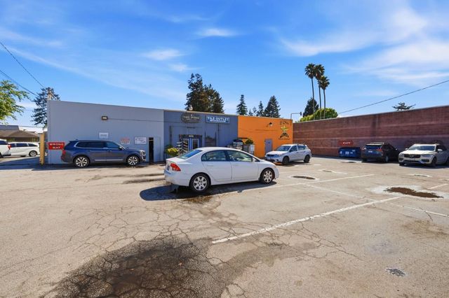 2525 Soquel Drive, Santa Cruz, CA 95065