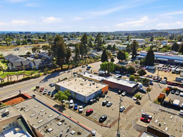 2525 Soquel Drive, Santa Cruz, CA 95065