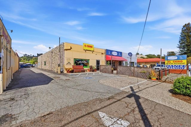 2525 Soquel Drive, Santa Cruz, CA 95065