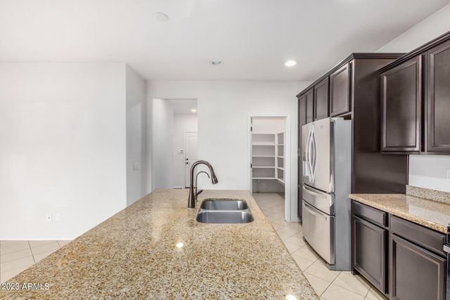 2418 W GARY Way, Phoenix, AZ 85041