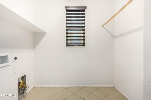 2418 W GARY Way, Phoenix, AZ 85041