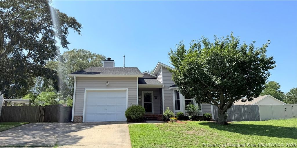 6374 Lake Trail Drive, Fayetteville, NC 28304 — photo 2