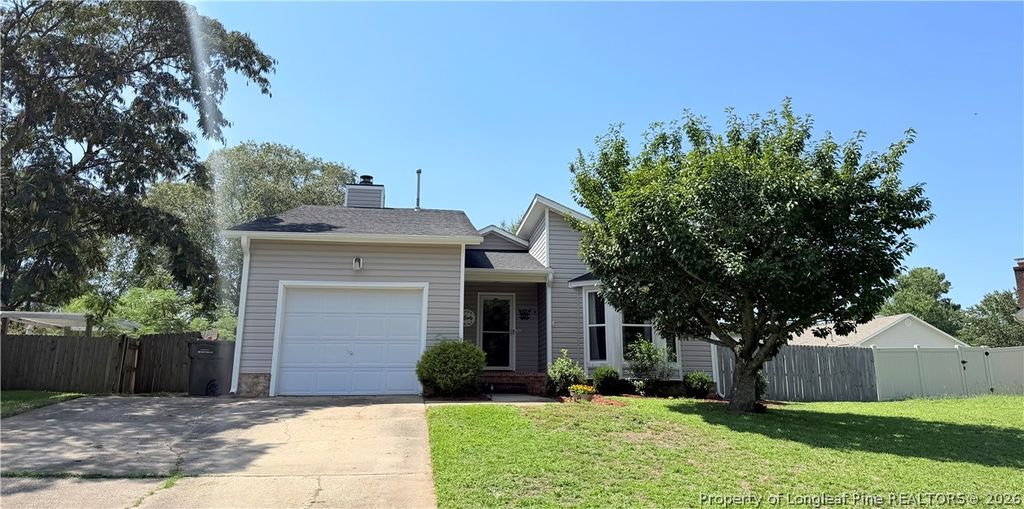 6374 Lake Trail Drive, Fayetteville, NC 28304 — photo 3