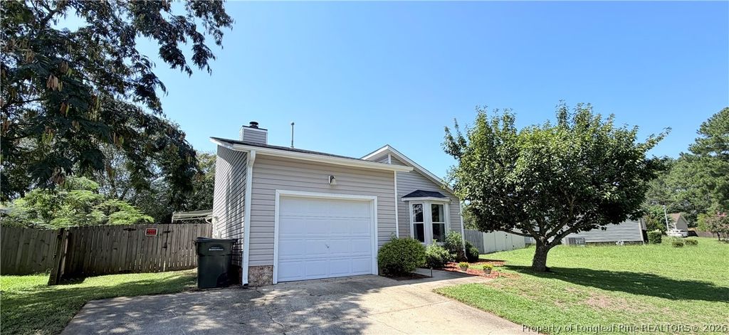 6374 Lake Trail Drive, Fayetteville, NC 28304 — photo 4