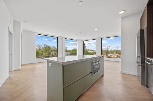 2209 S 1st ST 310, Austin, TX 78704