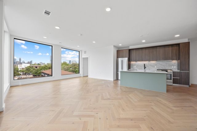 2209 S 1st ST 310, Austin, TX 78704