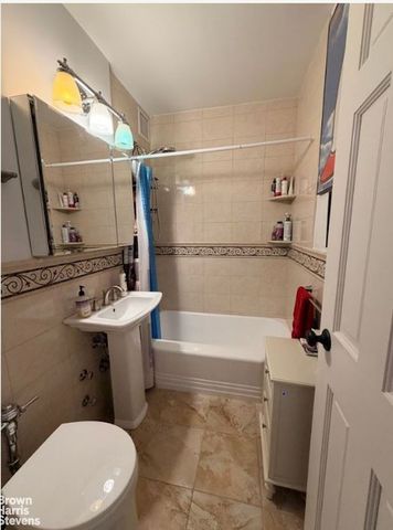 3299 CAMBRIDGE Avenue # 3E, New York City, NY 10463