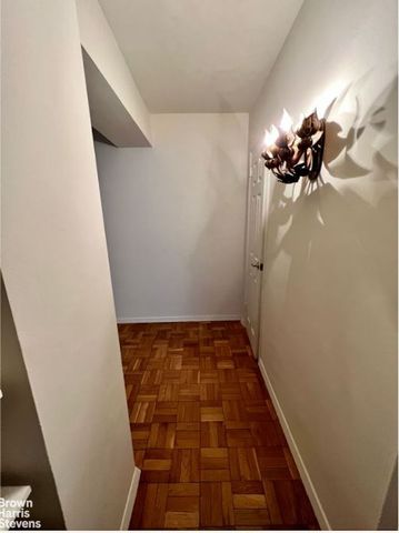 3299 CAMBRIDGE Avenue # 3E, New York City, NY 10463