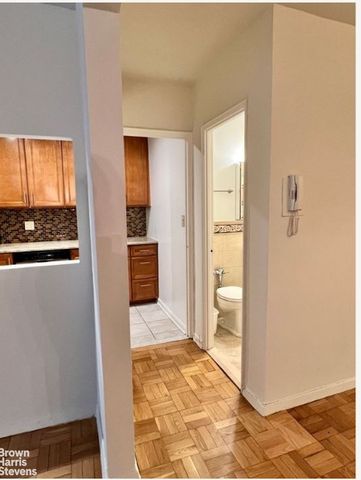 3299 CAMBRIDGE Avenue # 3E, New York City, NY 10463