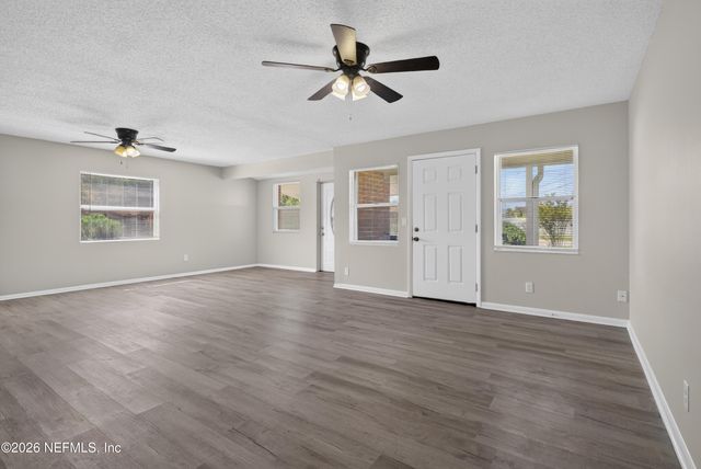 5503 BOEING Drive, Jacksonville, FL 32207