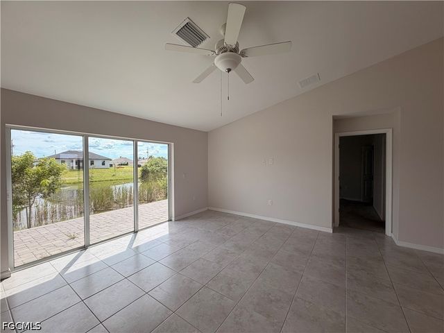 318 NW 20th ST, Cape Coral, FL 33993
