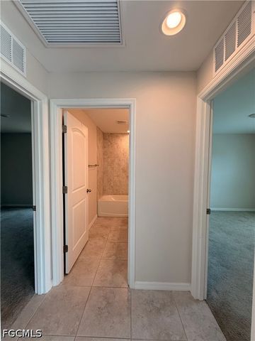 318 NW 20th ST, Cape Coral, FL 33993